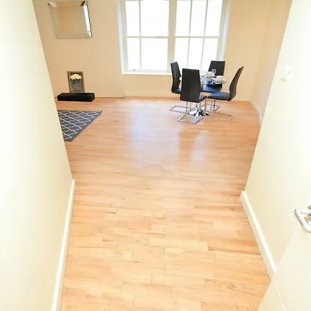 Superb Templebar Unique Apt